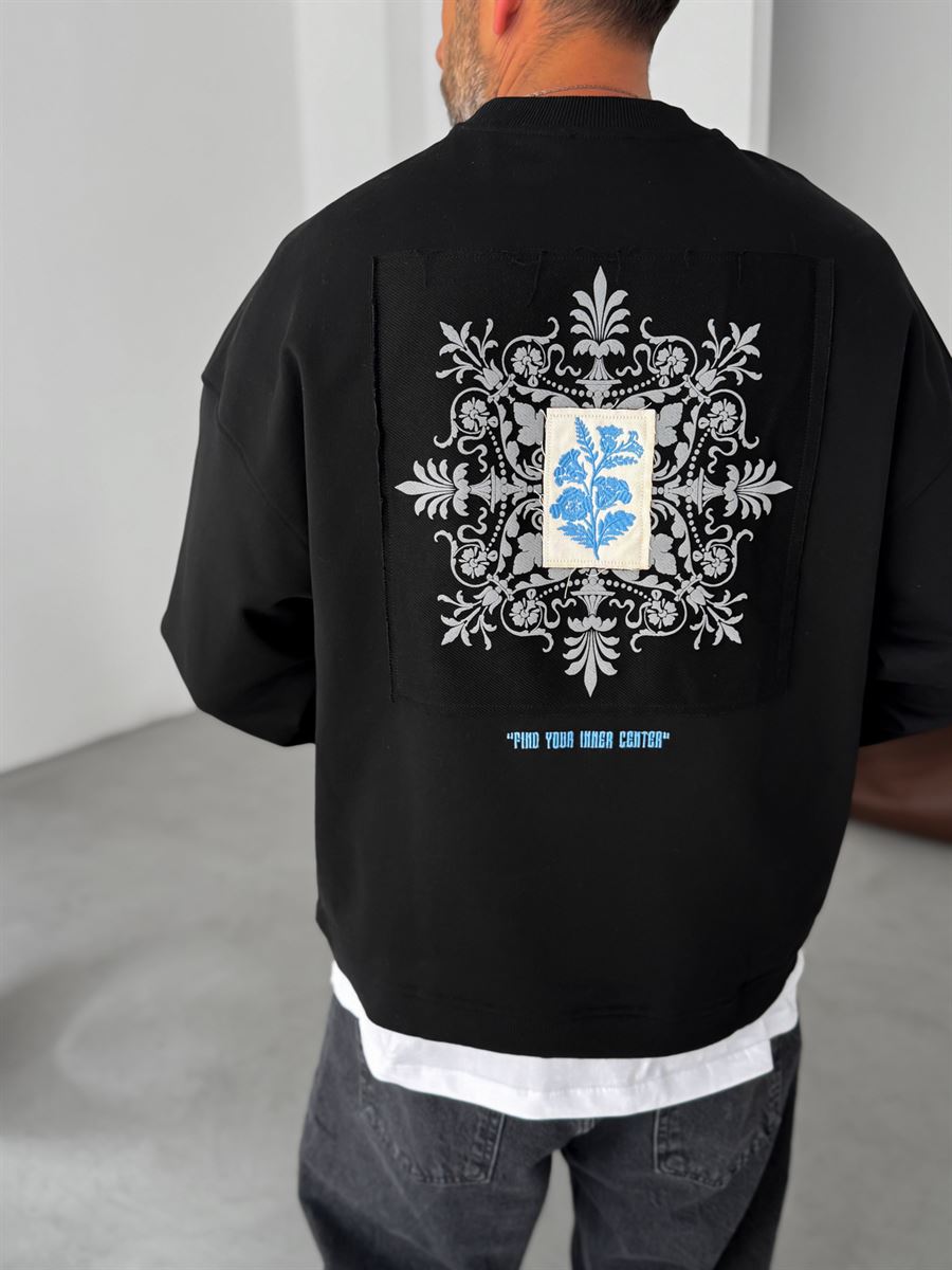 Black Oversized Crewneck Sweatshirt