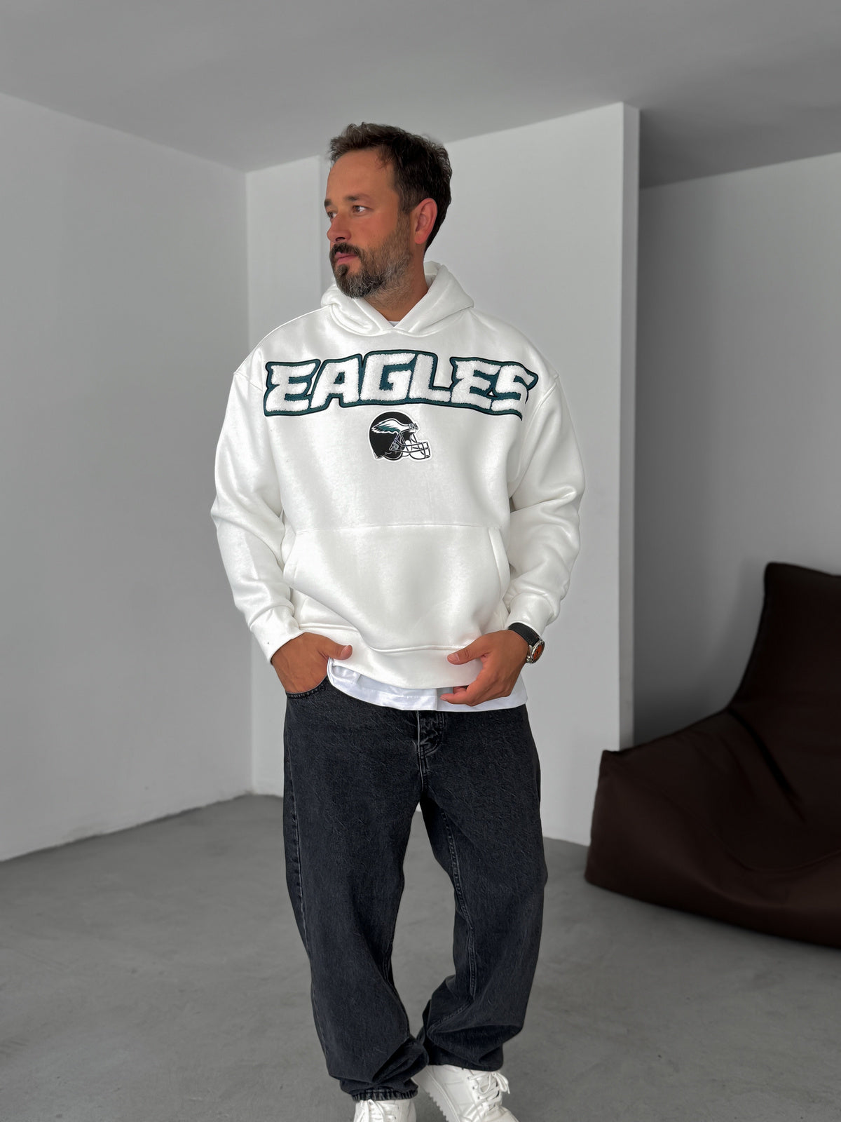 White hoodie whit embordered front